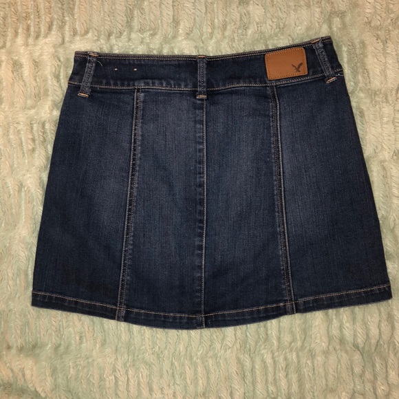 🍌LIKE NEW: Denim Button Down Skirt w/ Pockets - Picture 2 of 6